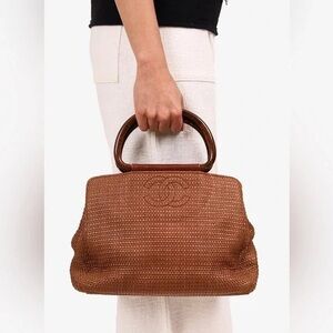 RARE Vintage CHANEL Raffia Woven Straw Wooden Handle Bag